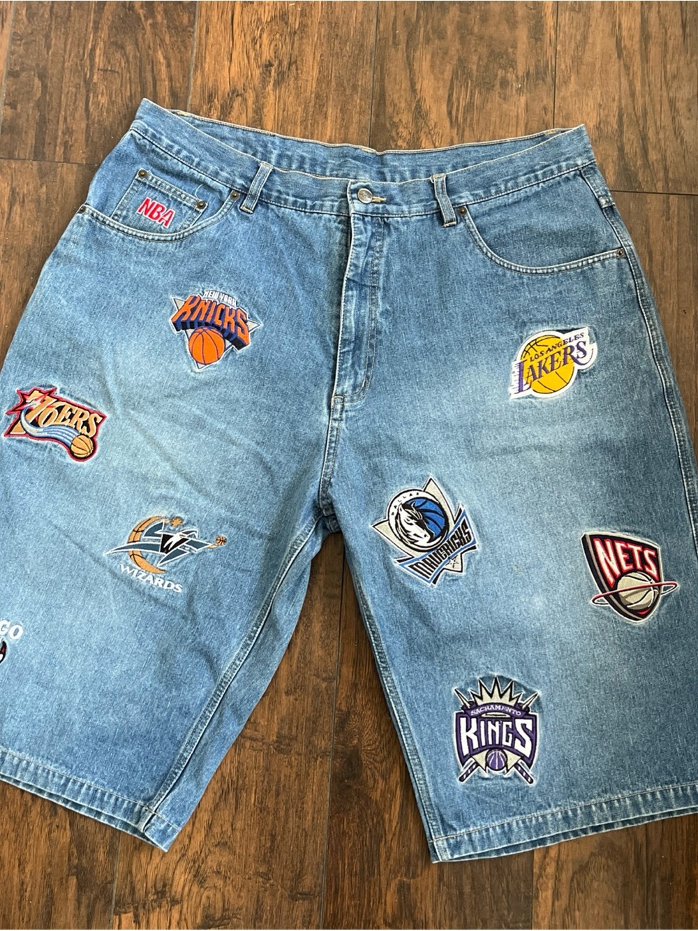 UNK Vintage Shorts Men’s NBA Embroidered Patches Baggy Loose Denim Size 38